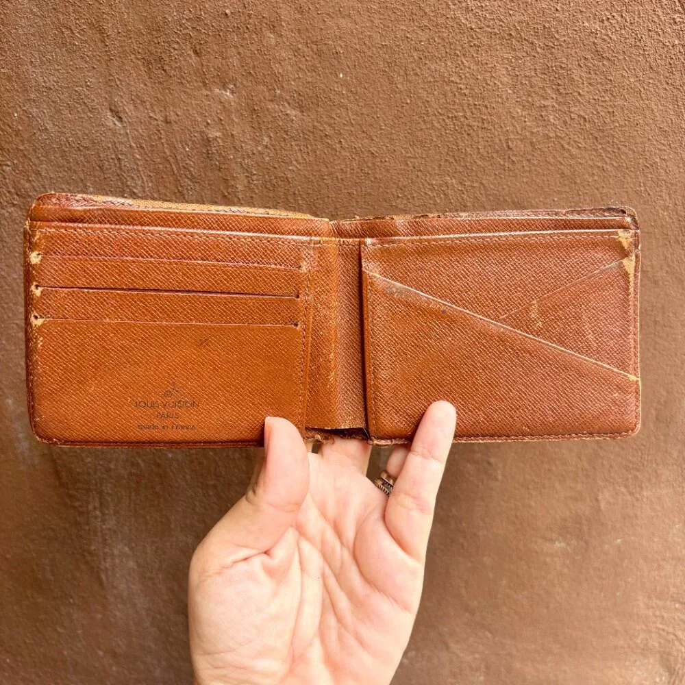 '99 Vintage LV Men's Bifold Monogram Wallet RA0929